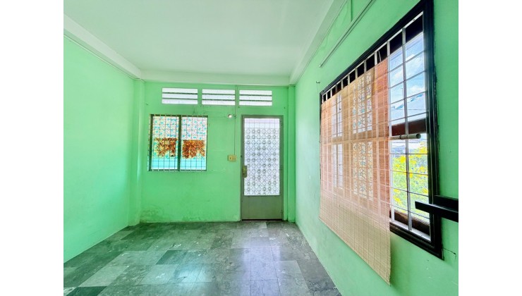 NHÀ 2 mặt hẻm Hoàng Hoa Thám , Bình Thạnh. Vài bước ra HXH
