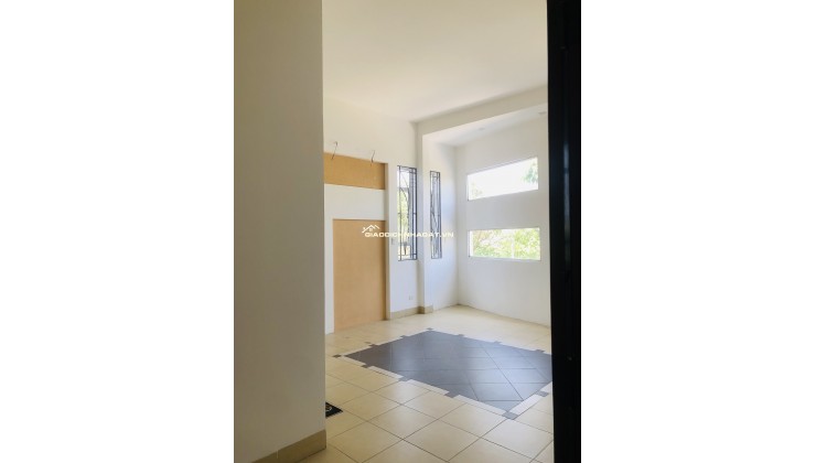 HẠ CHÀO 1,5 tỷ MẶT TIỀN HÙNG VƯƠNG 280M² ĐẤT Ở, 570M²DTSD GIÁ CHỈ 9,5tỷ TL. LH:0854046101 – 0943999057.