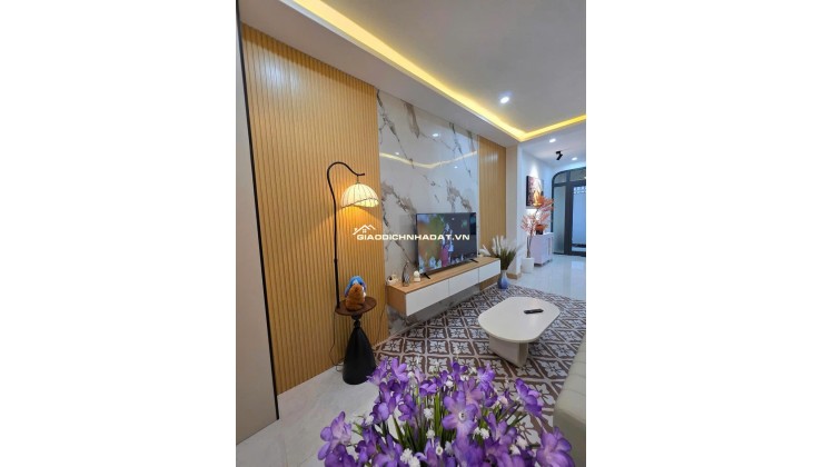 BÁN NHÀ 2MT ĐƯỜNG PHẠM NGŨ LÃO (HẢI CHÂU) – 72MV 2 TẦNG – SHR CHỈ 4.7TỶ. LH:0905558958.