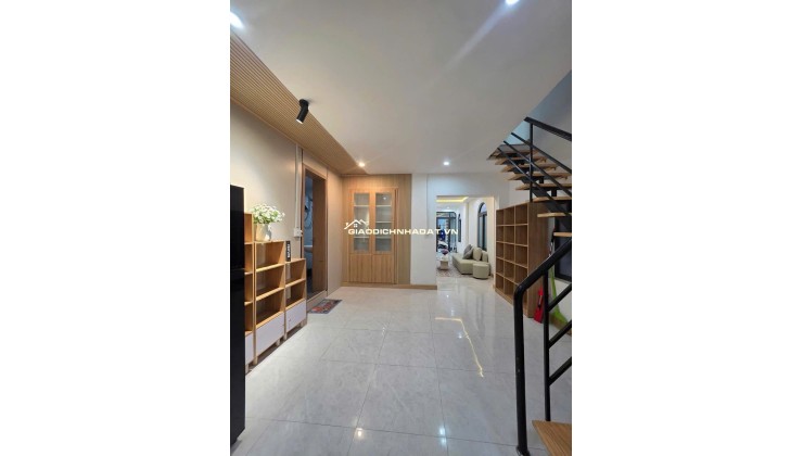 BÁN NHÀ 2MT ĐƯỜNG PHẠM NGŨ LÃO (HẢI CHÂU) – 72MV 2 TẦNG – SHR CHỈ 4.7TỶ. LH:0905558958.