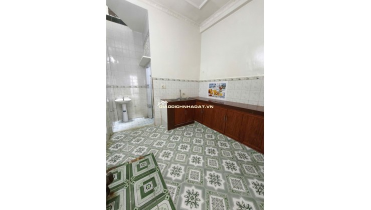 NHÀ ĐẸP LÊ THỊ BẠCH CÁT– QUẬN 11 – 42M2 - CHỈ 5.7 TỶ . LH:0775532337.