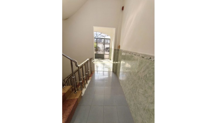 NHÀ ĐẸP LÊ THỊ BẠCH CÁT– QUẬN 11 – 42M2 - CHỈ 5.7 TỶ . LH:0775532337.