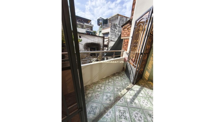 NHÀ ĐẸP LÊ THỊ BẠCH CÁT– QUẬN 11 – 42M2 - CHỈ 5.7 TỶ . LH:0775532337.