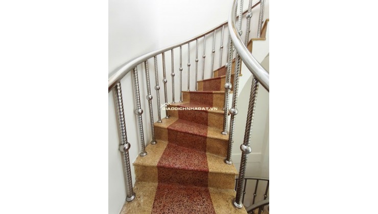 NHÀ ĐẸP LÊ THỊ BẠCH CÁT– QUẬN 11 – 42M2 - CHỈ 5.7 TỶ . LH:0775532337.