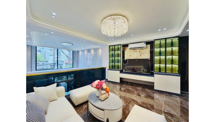 SIÊU PHẨM NGAY PHƯỜNG 10(CŨ)-10PHÚT DI CHUYỂN ĐẾN SÂN BAY -NHÀ NỞ HẬU- 5 TẦNG BTCT- TẶNG FULL NỘI THẤT