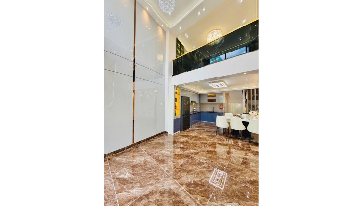 SIÊU PHẨM NGAY PHƯỜNG 10(CŨ)-10PHÚT DI CHUYỂN ĐẾN SÂN BAY -NHÀ NỞ HẬU- 5 TẦNG BTCT- TẶNG FULL NỘI THẤT