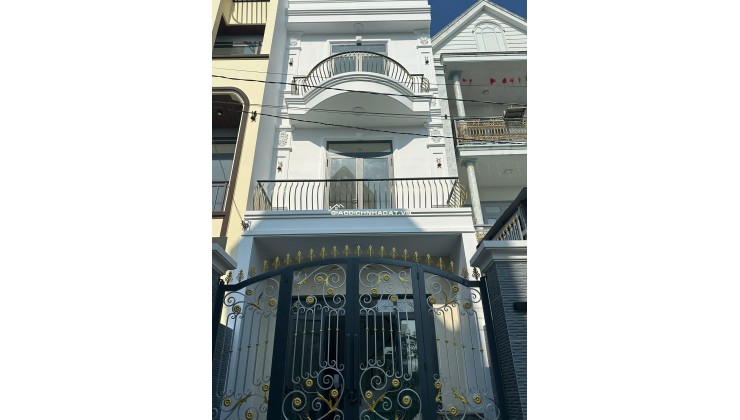 BÁN NHÀ CẦN GIUỘC, TÂY NINH - 82MV - SHR HOÀN CÔNG ĐẦY ĐỦ - CHỈ 3.5 TỶ. LH:0933696918