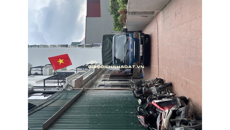 Nhà Đẹp Mới 30m Hoàng Liên Thụy Phương - Ô tô đỗ cửa - 5 ty 6