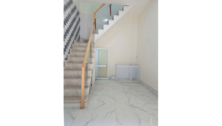 Nhà chuẩn không cần chỉnh