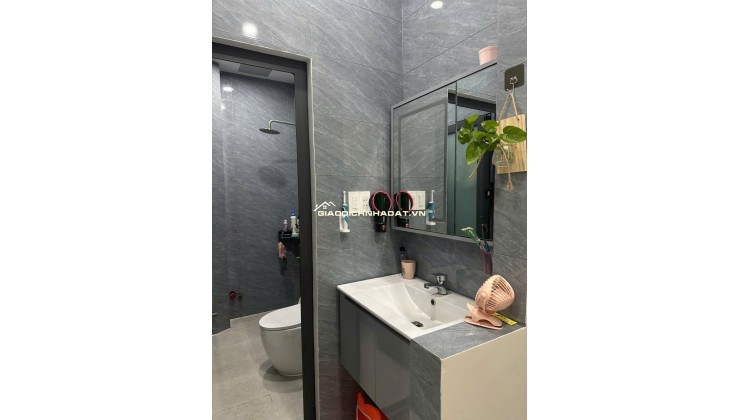 Bán nhà 1 trệt 1 lầu 152.9m2 Phạm Thế Hiển P7 Q8 nhà mới ở ngay