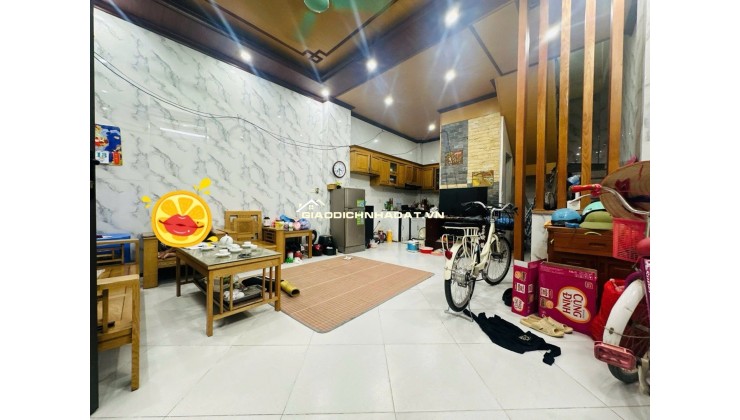 Nhà đẹp Vạn Xuân Lai Xá 36m 4 tầng - 50m ra mặt đường 32 - ô tô đỗ cổng giá hợp lý 6ty2