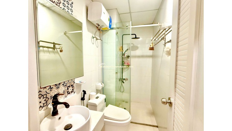 Bán Căn Hộ CC 3PN 2WC - Tầng cao tại D2B Topazelite Q8 (cũ)