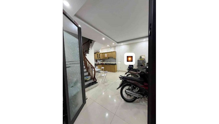 Nhà Đẹp Xuân Phương Nhổn - 3 Phút ra ga Hn - 32m - 5 tầng 6ty2 - full tiện ích