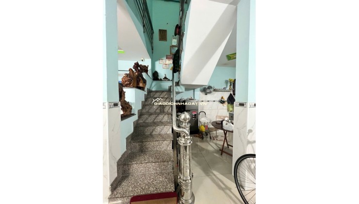 Bán Nhà 2 Tầng Trần Xuân Soạn, Quận 7 chỉ 3 phút lên cầu, Chỉ 4,x tỏi
