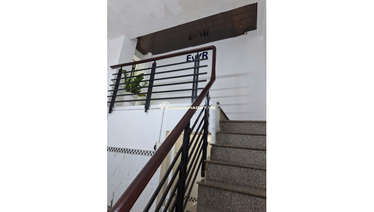 Bán nhà trệt MT kinh doanh Chung cư Thanh Niên P14 Q. Tân Bình