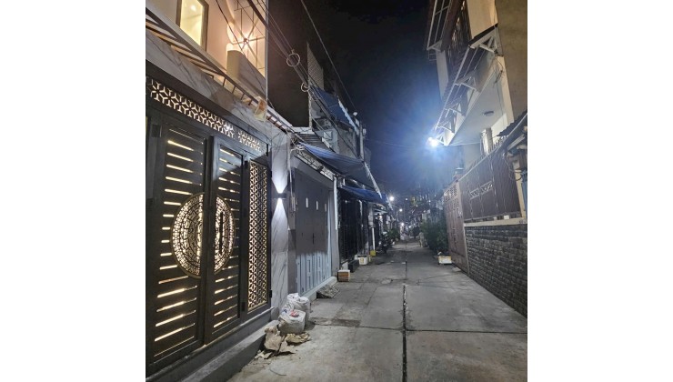 Nhà chuẩn không cần chỉnh