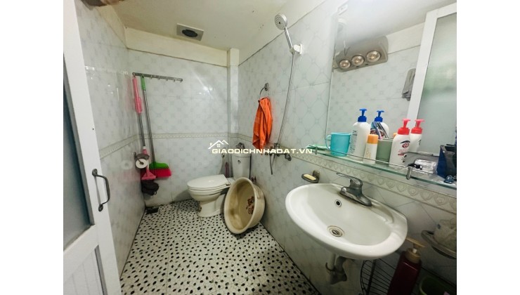 Nhà đẹp Vạn Xuân Lai Xá 36m 4 tầng - 50m ra mặt đường 32 - ô tô đỗ cổng giá hợp lý 6ty2