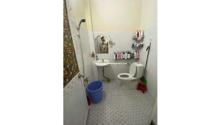 Bán đất 134m2 ( 50m2 là thổ cư )  tặng nhà cấp 4 ngay HTP Nhà Bè