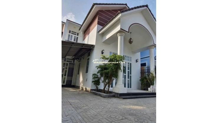 NGÂN HÀNG THANH LÝ NHÀ VƯỜN GIÁ CHỈ 1 TỶ 520 CHỢ QUY ĐỨC _BÌNH CHÁNH