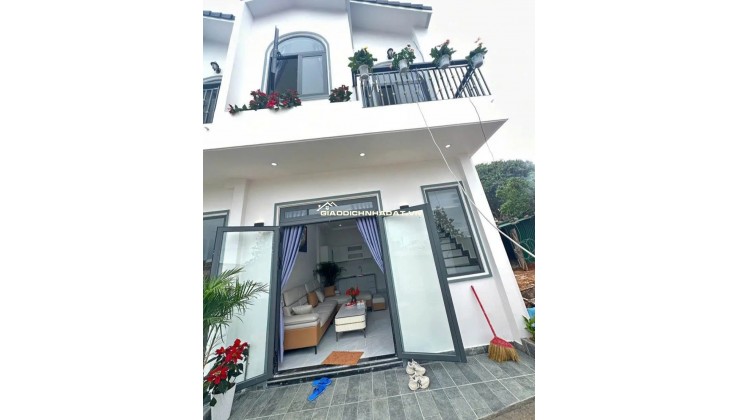 CHỦ GỬI BÁN GẤP NHÀ PHỐ GIÁ 3 tỷ 340 Triệu _3PN _2TOLET (Không Phát Sinh thêm Chi Phí Nào)