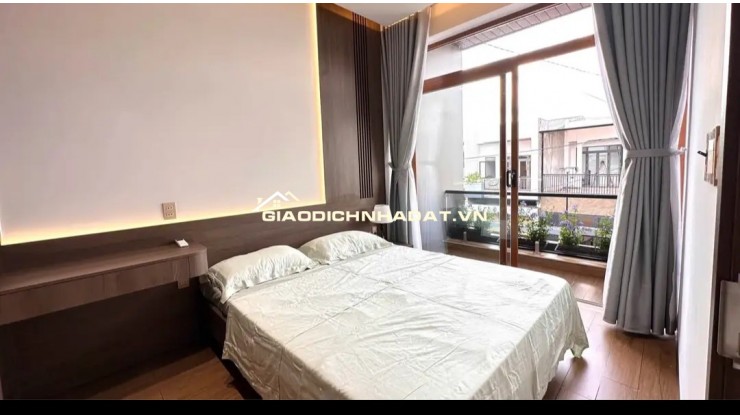 SIÊU PHẨM NHÀ Phố 1 TRỆT 1 LẦU ,GIÁ  2tỷ 650tr DT 100M2_ 3PN _2TOLET