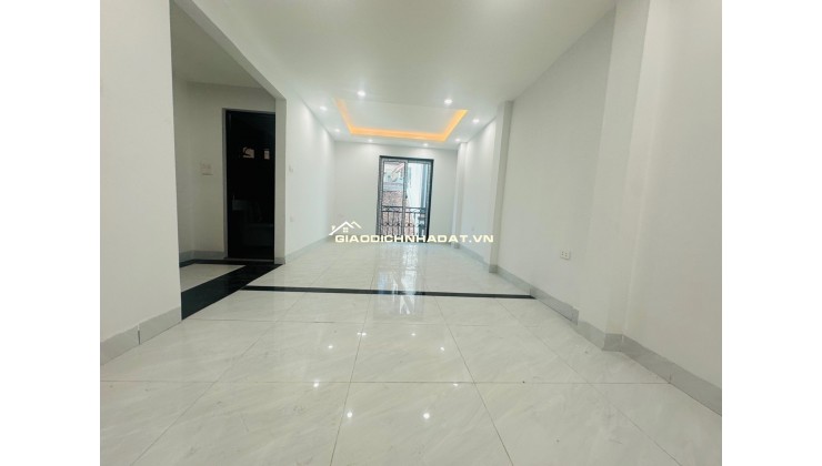 Nhà Đẹp Di Trạch Nhổn 46m 5 tầng Chỉ 5 ty2 - Ngay Sát Vành Đai 3.5 - Ô tô - Ở cực thoáng
