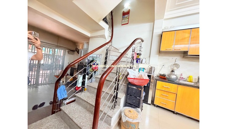 Nhà Đẹp Xuân Đỉnh 36m - 4 Tầng - ô tô - Kinh Doanh - Nhà Dân Xây Chắc Chắn 8 ty3
