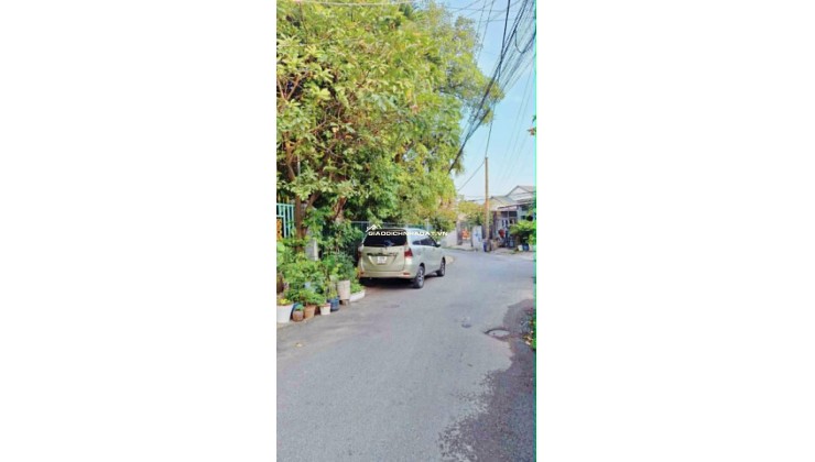 Nhà phố đẹp Lái Thiêu - Ngang 5m - 90m2 – Nhỉnh 4,5 Tỷ - Đường xe tải  - ÔTô ngủ trong nhà