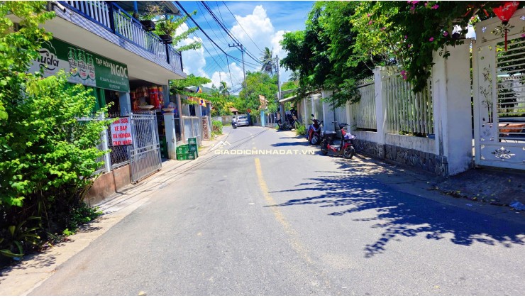 1,380 CÓ TL/120m SÁT ĐƯỜNG NHỰA, TRƯỜNG CẤP 1