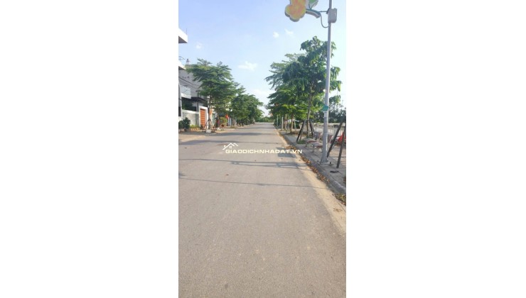 chủ ngợp tài chính, cơ hội bắt đáy cho nhà đầu tư