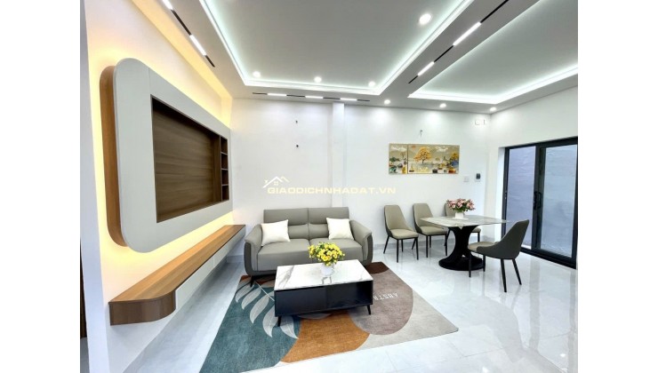 NHÀ ĐẸP SỐ RIÊNG ĐƯỜNG XE HƠI ,  PHÚ THUẬN Q7 (4,2X8 ) 2 TẦNG CHỈ 4 TỶ 380 TR FULL NỘI THẤT