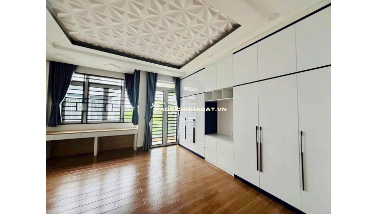 NHÀ MỜI ĐẸP HẺM XE HƠI NHÀ BÈ (5X16,5) 3 TẦNG CHỈ 7,5 TỶ - SỔ HỒNG RIÊNG HOÀN CÔNG