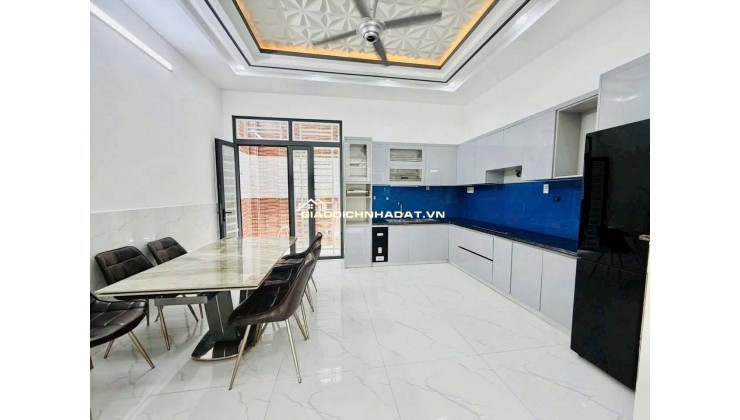 NHÀ MỜI ĐẸP HẺM XE HƠI NHÀ BÈ (5X16,5) 3 TẦNG CHỈ 7,5 TỶ - SỔ HỒNG RIÊNG HOÀN CÔNG