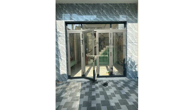 BÁN NHÀ CẦN GIUỘC, TÂY NINH - 82MV - SHR HOÀN CÔNG ĐẦY ĐỦ - CHỈ 3.5 TỶ. LH:0933696918