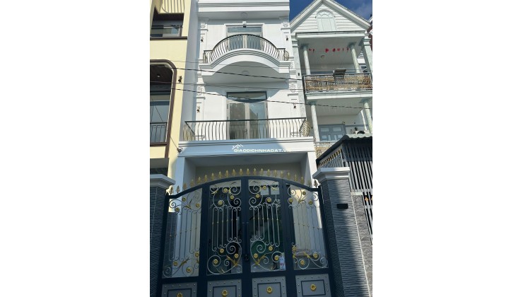 BÁN NHÀ CẦN GIUỘC, TÂY NINH - 82MV - SHR HOÀN CÔNG ĐẦY ĐỦ - CHỈ 3.5 TỶ. LH:0933696918