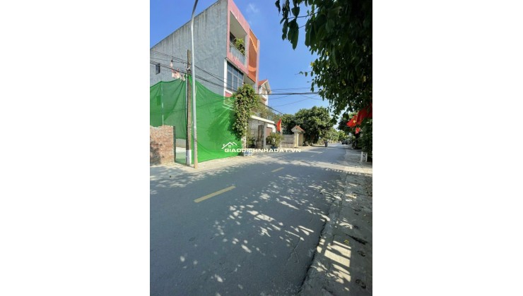 Cần tiền thanh khoản gấp mảnh đất đẹp, kinh doanh tốt, giá đầu tư cực hời