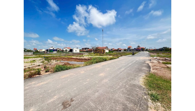 Cần bán gấp 98m2, đối diện bãi tắm HẢI XUÂN, CHỈ 1,3 TỶ - SẴN SỔ