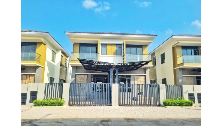 CHỈ 6.8 TỶ CÓ NGAY CĂN BIỆT THỰ 250M2 VIEW SUỐI TRONG KCN VSIP 2, LH:0937995558.