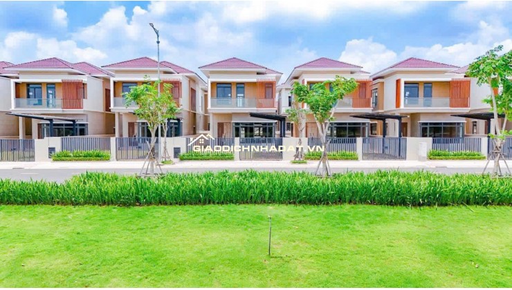 CHỈ 6.8 TỶ CÓ NGAY CĂN BIỆT THỰ 250M2 VIEW SUỐI TRONG KCN VSIP 2, LH:0937995558.