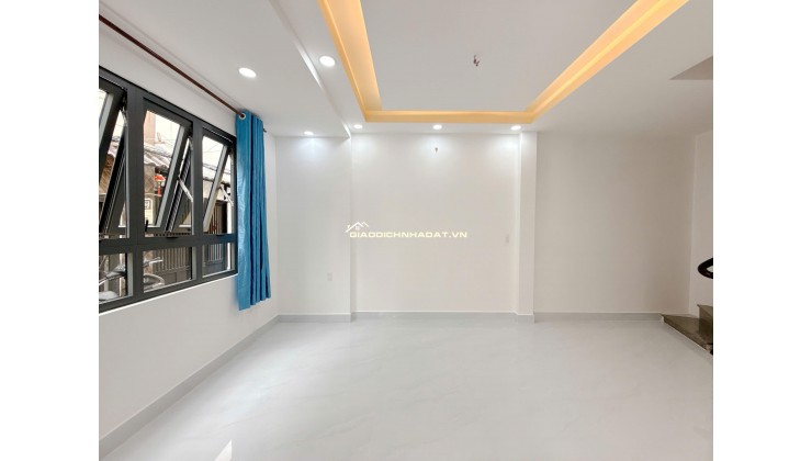NHÀ GÓC 2 MẶT TIỀN – VỊ TRÍ SIÊU ĐẸP – 9.6 TỶ - HH 1% NHỜ ACE GIỚI THIỆU. LH:0938288389.