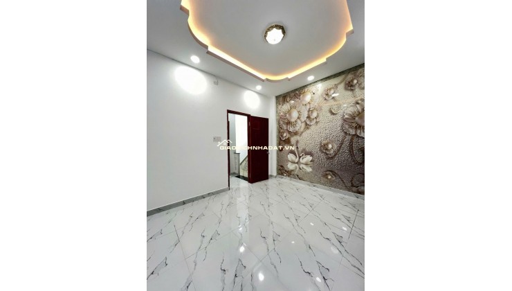 ÌNH TÂN – GẦN TỈNH LỘ 10, KHU TÊN LỬA – NHÀ 2 TẦNG BTCT 36M² – 2PN – NHỈNH 3 TỶ TỶ