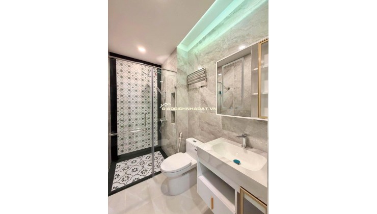 CẦN BÁN NHÀ XÂY MỚI CAO CẤP – HẺM XE HƠI BẠCH ĐẰNG, PHƯỜNG BÌNH THẠNH. LH:0909964978.