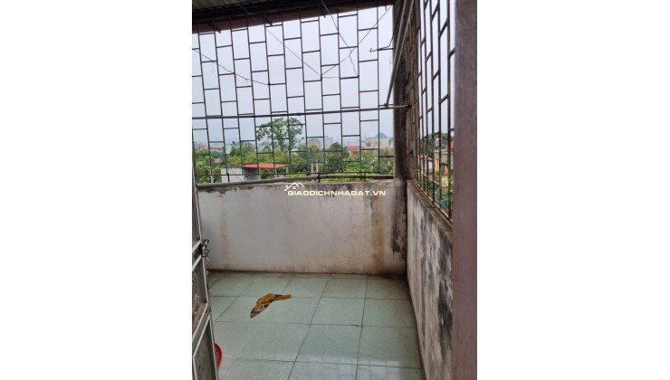 BÁN NHÀ MẶT TIỀN ĐƯỜNG QL1A, DT 43M2 SĐCC 4,5TỶ. LH:0396631136 – 0386663369.
