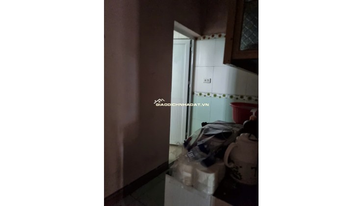 BÁN NHÀ MẶT TIỀN ĐƯỜNG QL1A, DT 43M2 SĐCC 4,5TỶ. LH:0396631136 – 0386663369.