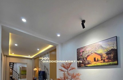 BÁN NHÀ 2MT ĐƯỜNG PHẠM NGŨ LÃO (HẢI CHÂU) – 72MV 2 TẦNG – SHR CHỈ 4.7TỶ. LH:0905558958.