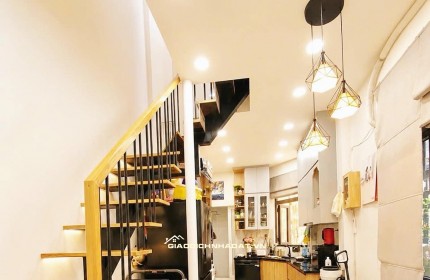 Nhà phố mới đẹp – Linh Xuân - 2 Tầng, 2MT  – Nhỉnh 3 tỷ - Đường thông thoáng – Ôtô đậu trước nhà