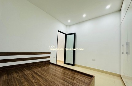 Nhà Đẹp Di Trạch Nhổn - 3 Phút ra ga Hn - 36m - 4 tầng chỉ 5ty6 - full tiện ích