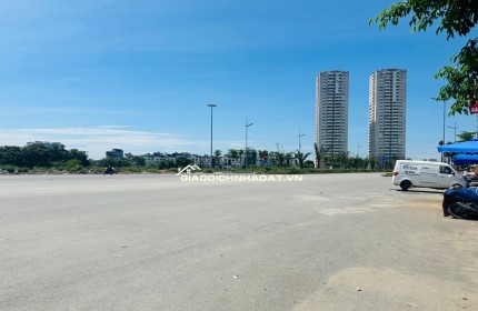 Nhà Đẹp Di Trạch Nhổn 46m 5 tầng Chỉ 5 ty2 - Ngay Sát Vành Đai 3.5 - Ô tô - Ở cực thoáng