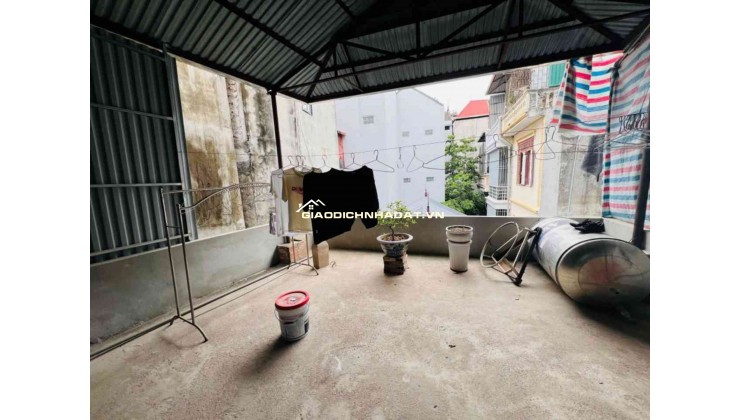 Nhà Đẹp Cổ Nhuế 40m 3 tầng - Ko Quy Hoạch - Giá Hợp Lý - Ở Luôn  6ty