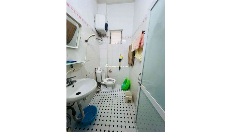 Nhà Đẹp Cổ Nhuế 40m 3 tầng - Ko Quy Hoạch - Giá Hợp Lý - Ở Luôn  6ty